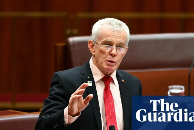 Senator Malcolm Roberts dąży do całkowitego zakazu aborcji w Australii, wbrew stanowisku liderki One Nation