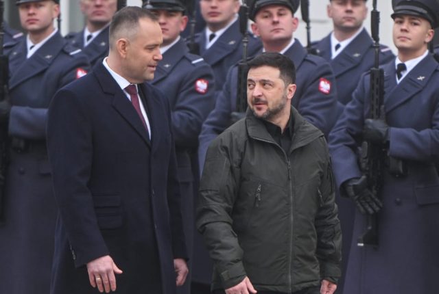 Spór historyczny Polska-Ukraina: jak dawne masakry wpływają na dzisiejszą politykę