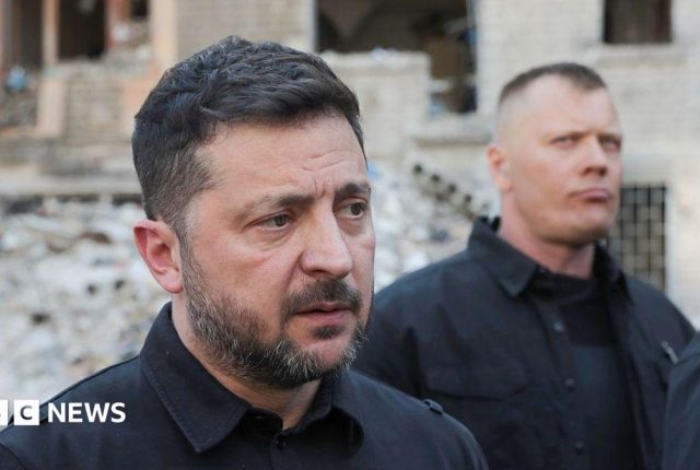 Zełenski będzie naciskał NATO na systemy obrony powietrznej po intensywnych atakach Rosji