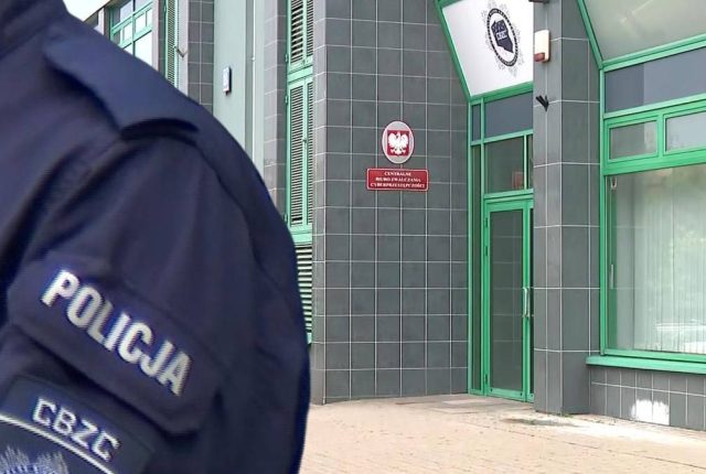 Atak na policjantów CBZC w Warszawie: sprawca aresztowany na trzy miesiące