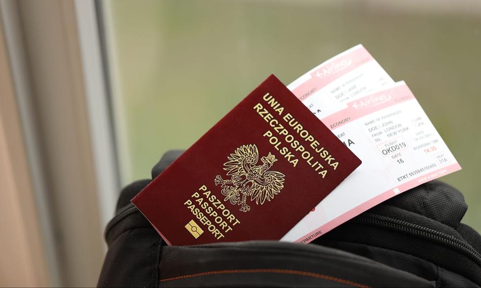 Polski paszport na 6. miejscu w rankingu siły dokumentów. Wyprzedziliśmy USA i Kanadę