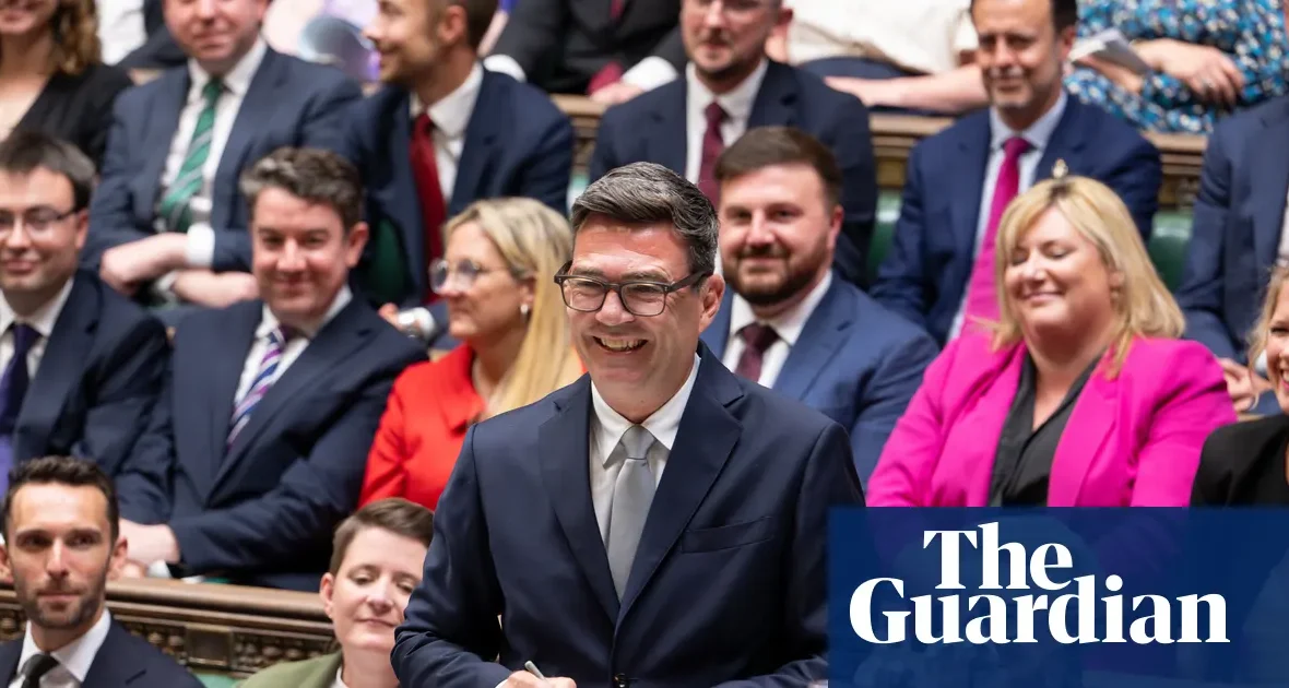Andy Burnham obiecuje posłom Partii Pracy otwartą debatę bez dyscypliny partyjnej