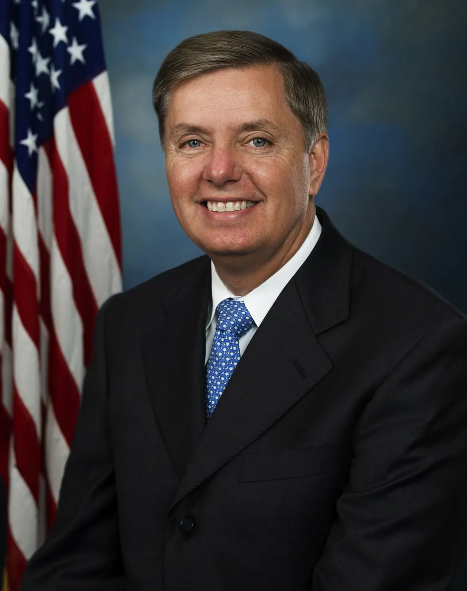 Portret senatora Lindseya Grahama