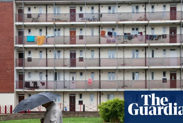 Partia Reform UK zapowiada kontrowersyjne zmiany w przydziale mieszkań komunalnych