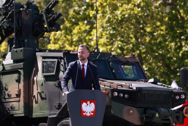 Kosiniak-Kamysz odpowiada Nawrockiemu: „S” jak sojusze, „A” jak armia, „F” jak fabryki, „E” jak Europa