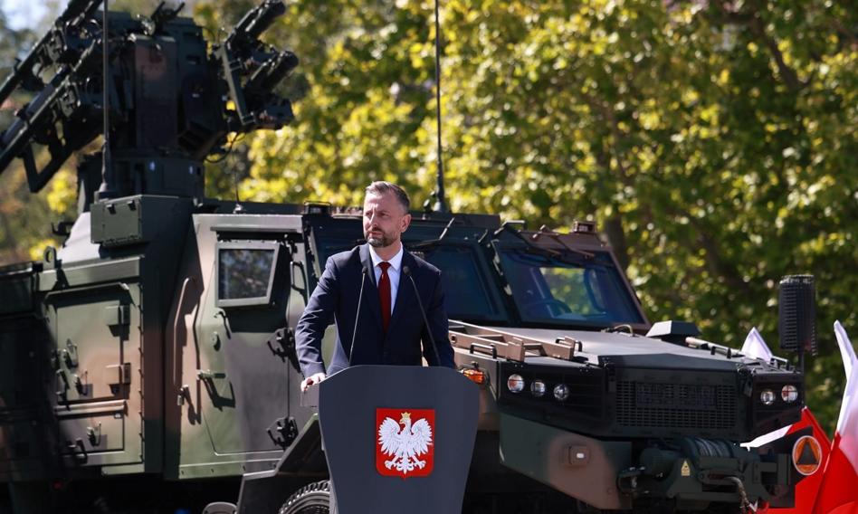 Wicepremier, szef MON Władysław Kosiniak-Kamysz podczas obchodów Święta Wojska Polskiego w Warszawie