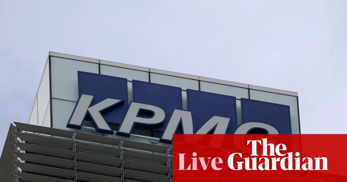 Nowoczesne biuro korporacyjne i przestrzeń do pracy profesjonalnych doradców finansowych.