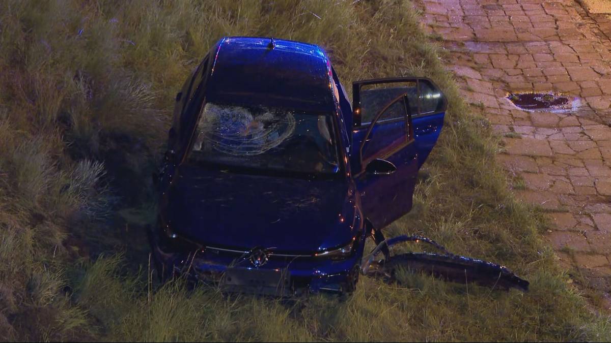 Ośmiomiesięczny Oliwier po wypadku w krakowskim szpitalu, ma rączkę i nóżkę w gipsie, przy łóżku czuwa rodzina