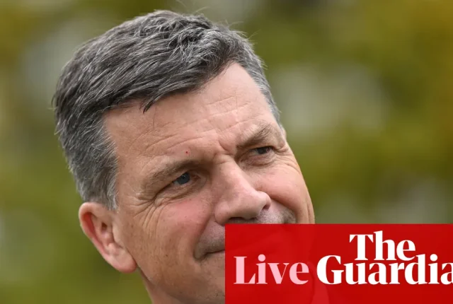 Australia: opozycja chce kryminalizować palenie flagi i ustawowo chronić datę 26 stycznia