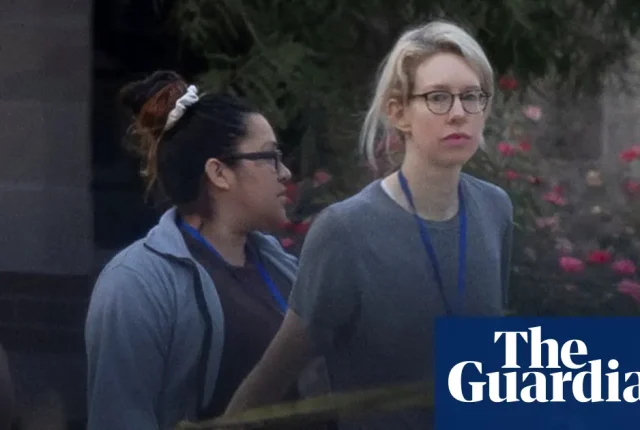 Elizabeth Holmes ma zostać przeniesiona do ośrodka przejściowego w Teksasie