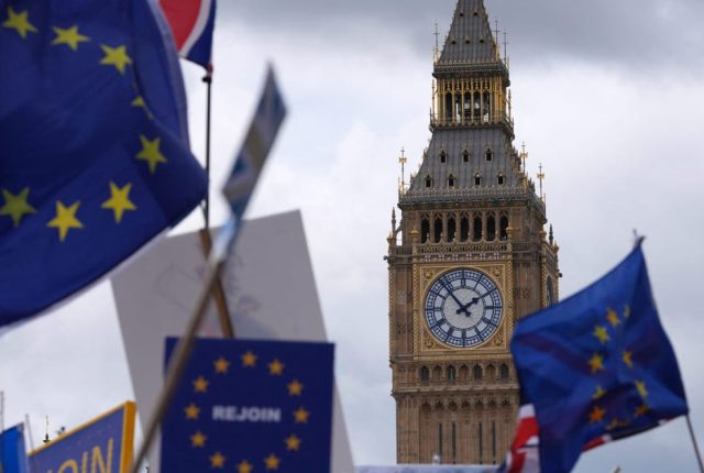 Brytyjczycy chcą bliższych relacji z UE. Nawet wyborcy Farage’a mówią „tak”