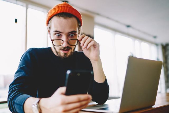Nowe oszustwo w telefonie. Powiadomienie z logo znanej aplikacji może być pułapką