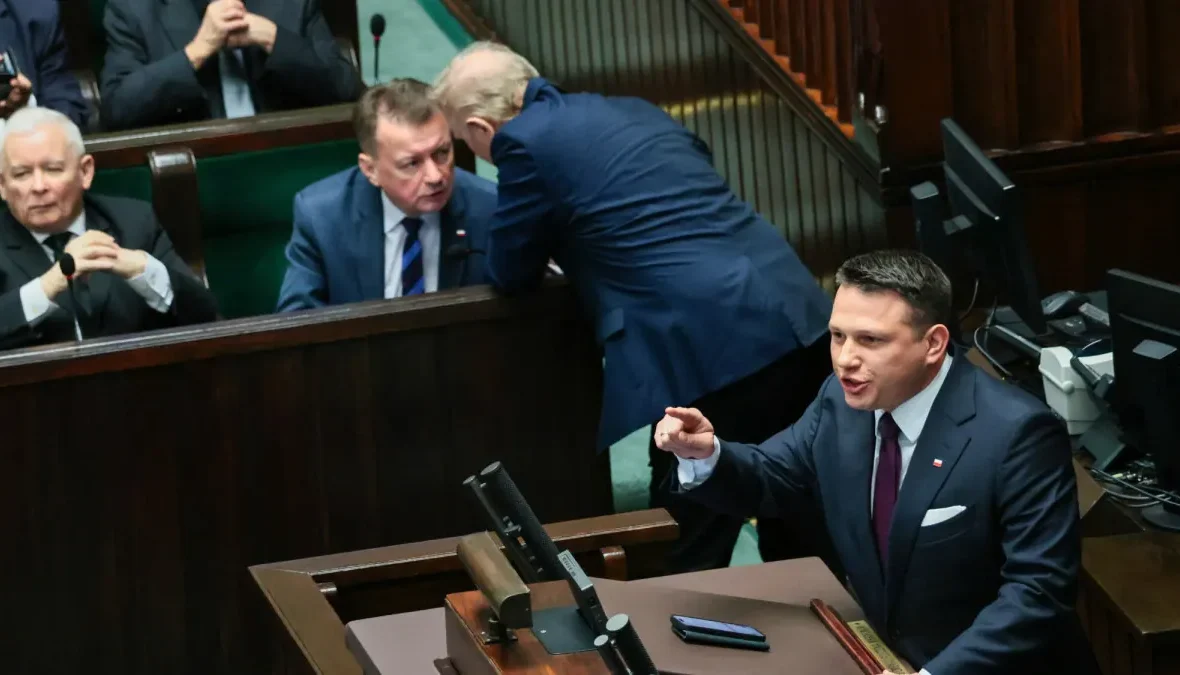 Konfederacja depcze po piętach PiS-owi. Najnowszy sondaż wyborczy