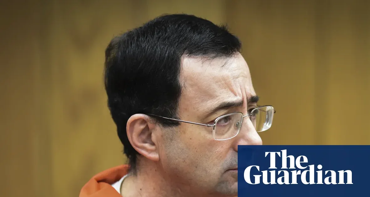Larry Nassar usunięty z rejestru przestępców seksualnych w Michigan. Nadal pozostaje w więzieniu