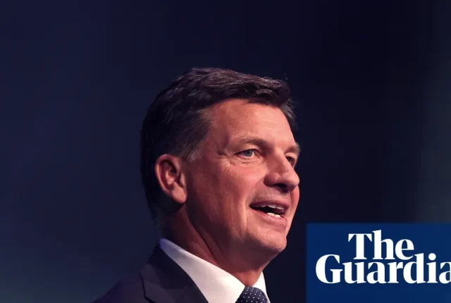 Australia: opozycja zapowiada cięcia migracji, ale chce chronić pracowników sezonowych