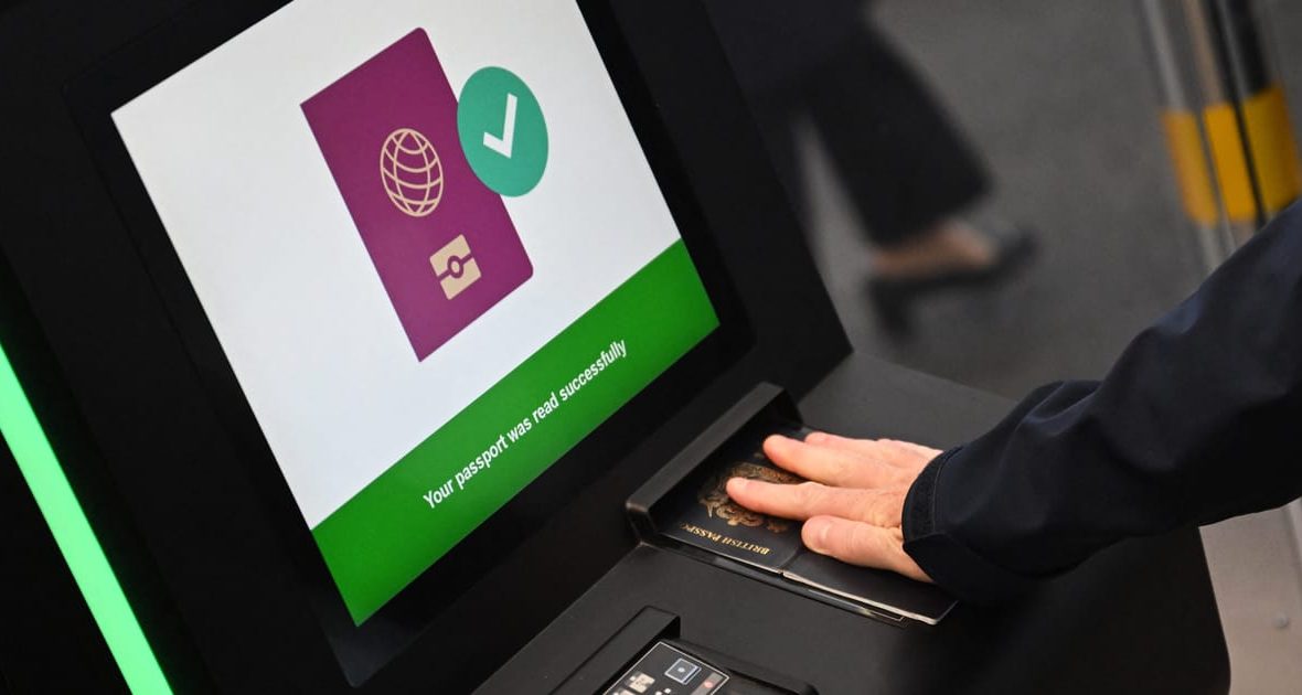 UE zaostrza zasady wizowe dla Rosjan. Nowe propozycje jeszcze w styczniu