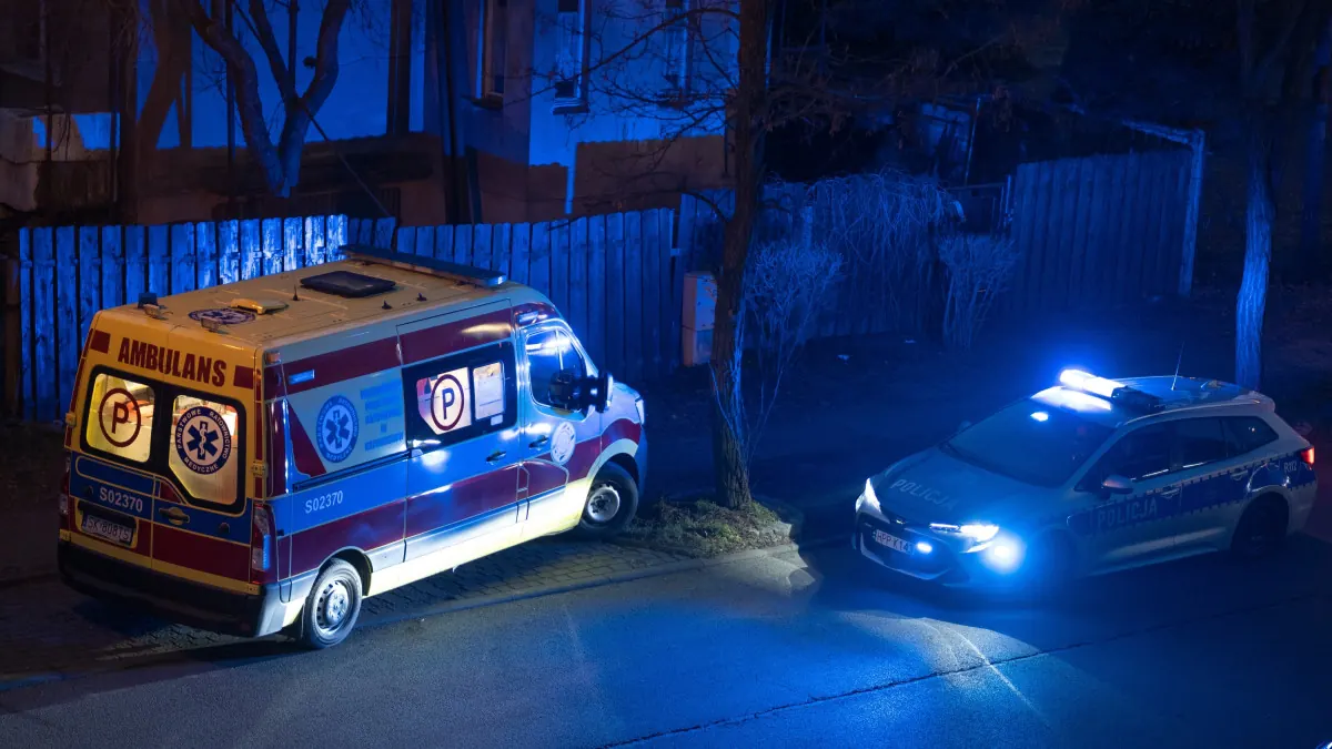 Miejsce tragicznej interwencji policji w Bydgoszczy, blok mieszkalny